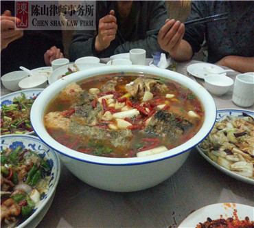 2014年4月29日江苏睢宁的瓦块鱼，据说是**文