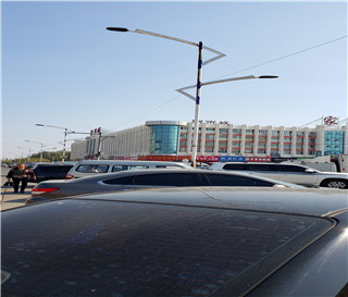 如何举报村霸？